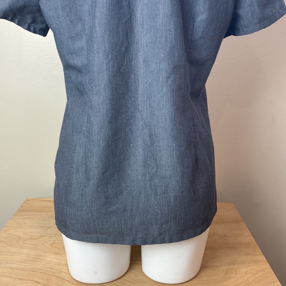 Figs Scrub Top - Picture 8 of 13